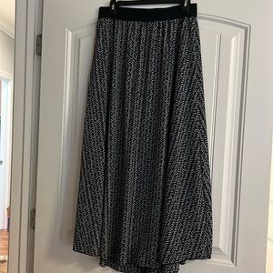 LulaRoe Maxi Skirt